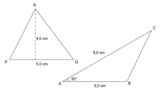 Figuren viser to trekanter, henholdsvis trekant PQR og trekant ABC. Trekant PQR har høyde 4,0 cm og grunnlinje 5,0 cm, mens trekant ABC har to sider med lengder 5,0 cm og 8,0 cm, og med en mellomliggende vinkel på 30 grader.